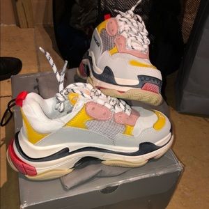 Balenciaga !! Size 37 eur ! Brand new !!